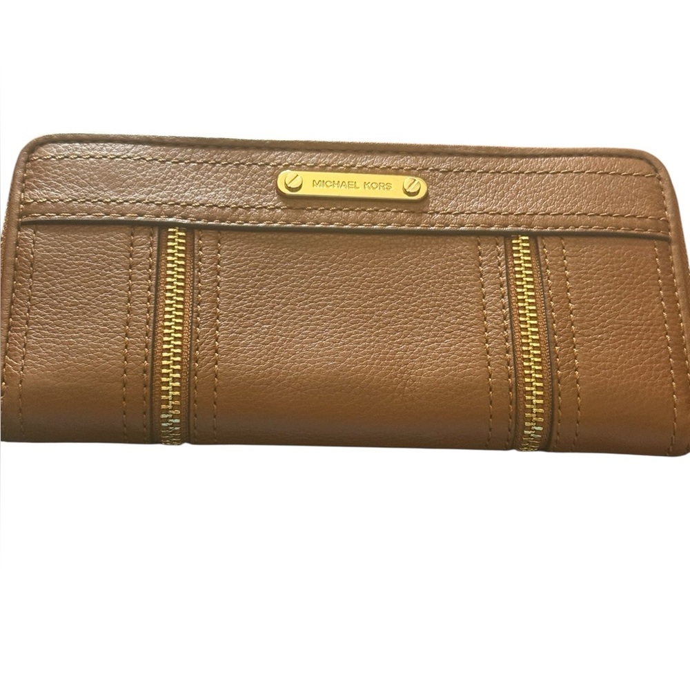 Michael Kors Moxley Brown Zip Around Continental Leather Wallet 100% authentic
